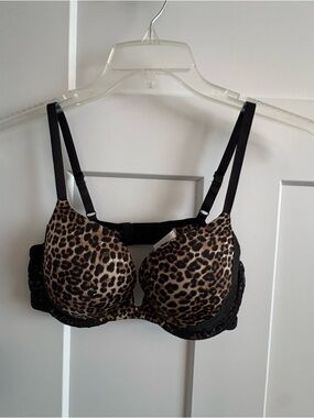 Gilligan & O’Malley, Very Sexy Push-Up Plunge Leopard Print Bra 38B